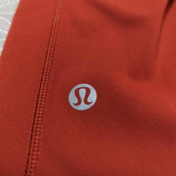 Lululemon yoga pants - Picture 2 of 4